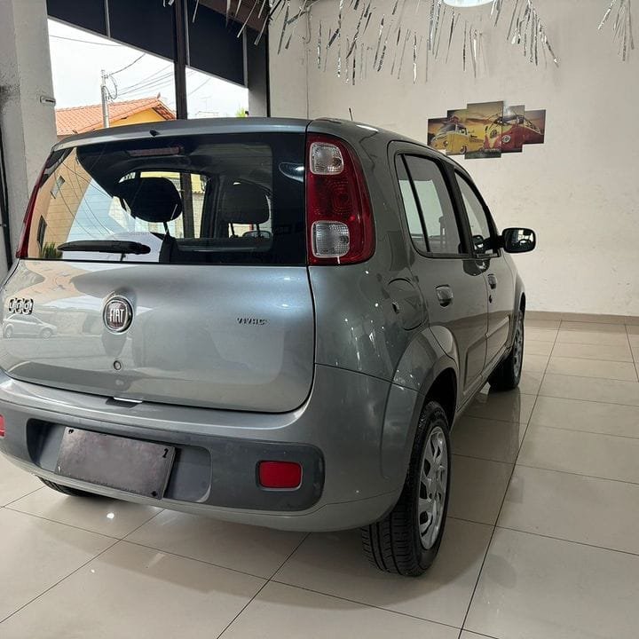 FIAT UNO VIVACE 1.0 2011