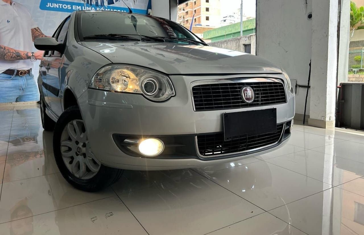 FIAT PALIO ELX ATRACTIVE 1.4 2010